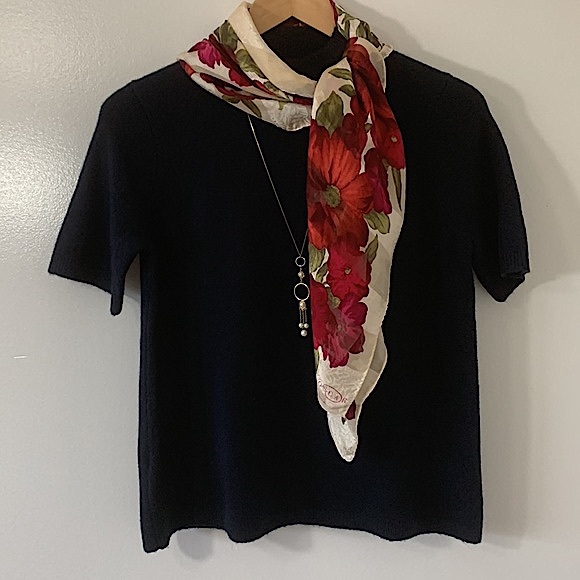 Vintage Oscar de la Renta Silk Cream White and Dark Purple Square Scarf - Picture 2 of 7